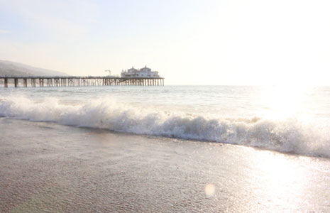 The Malibu pier an the ocean seen early in the morning