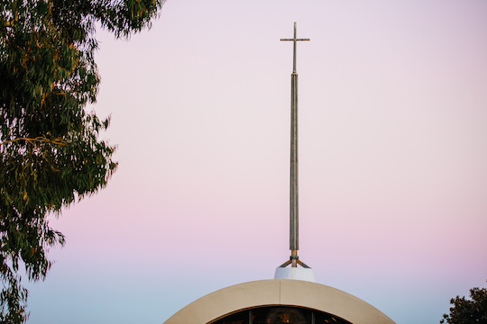pepperdine church cross