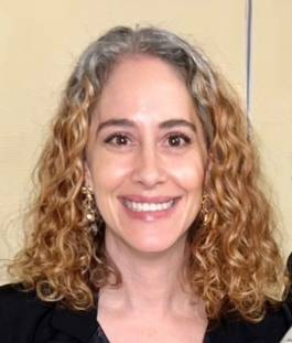 Kelly Shea Delvac headshot