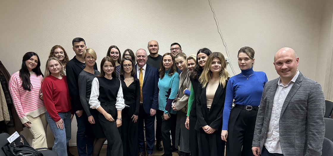 David Dowling and students in Ukraine