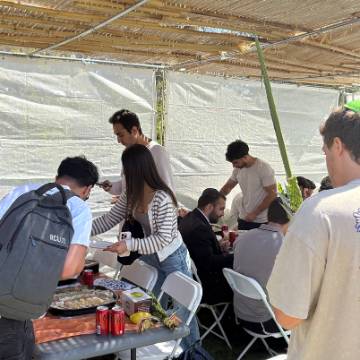 Sushi in sukkah 2026